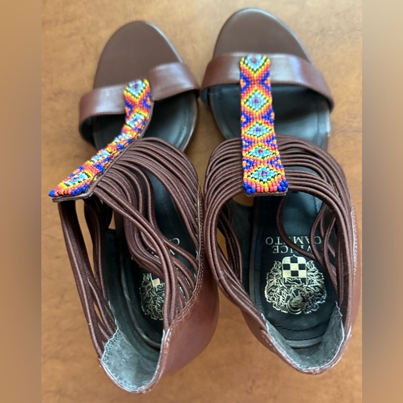 Vince Camuto Beaded T-Strap Cone-Heel Sandals Brown Size 9B / EU 39 NWOT - Picture 5 of 6